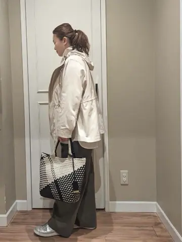 23区 L スタッフn コーディネート画像