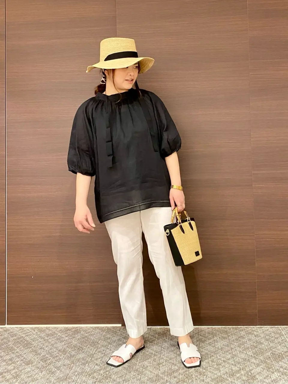  上山 コーディネート画像