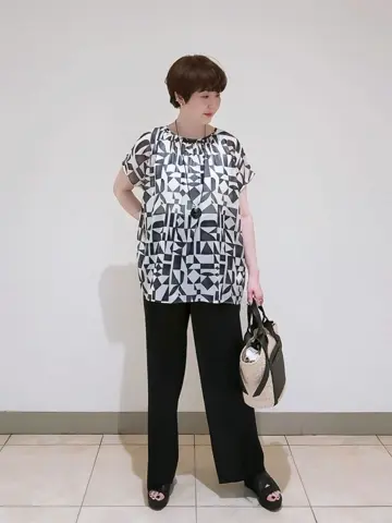 23区 L スタッフ コーディネート画像