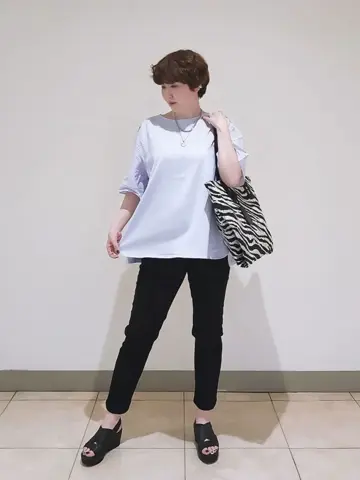 23区 L スタッフ コーディネート画像