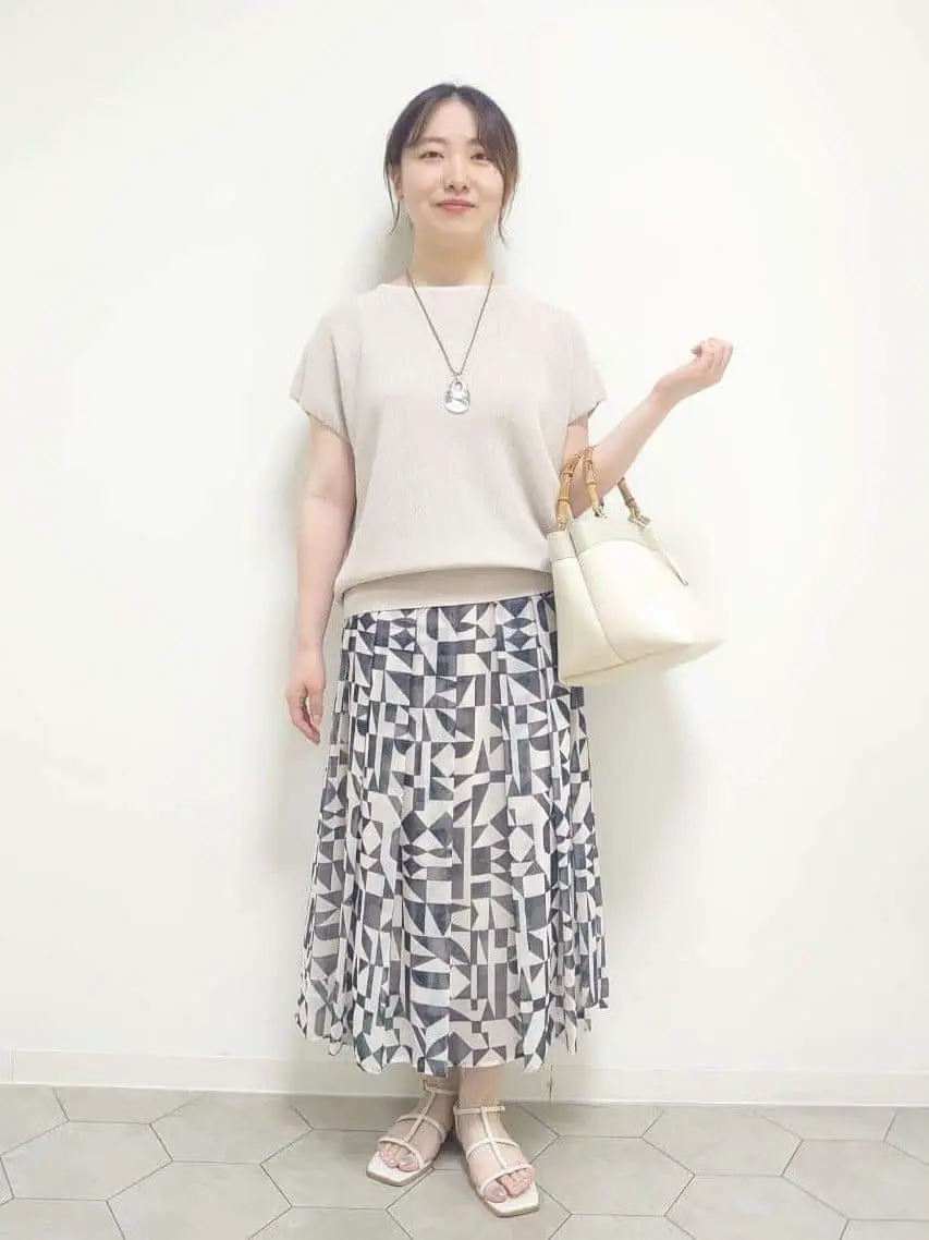 23区 L スタッフ コーディネート画像