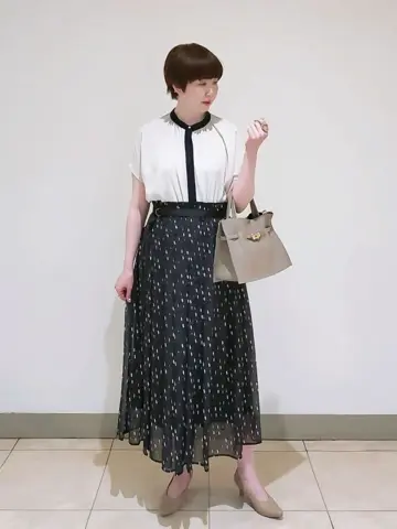 23区 L スタッフ コーディネート画像