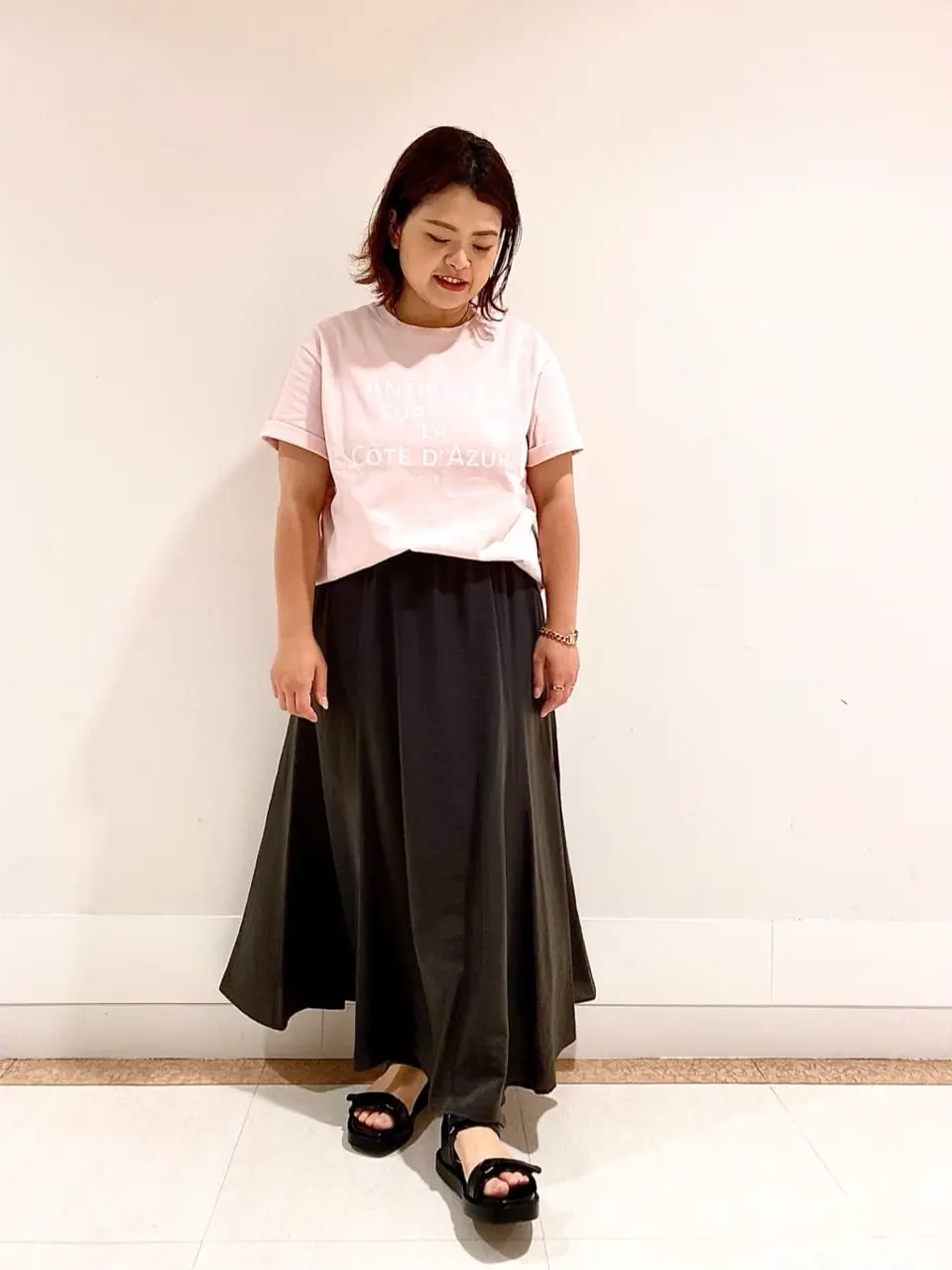  上山 コーディネート画像