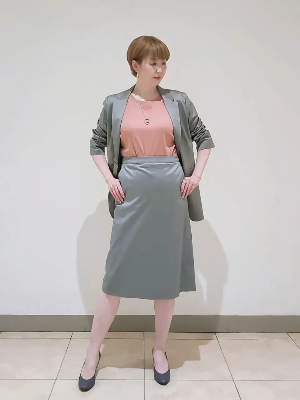 23区 L スタッフ コーディネート画像