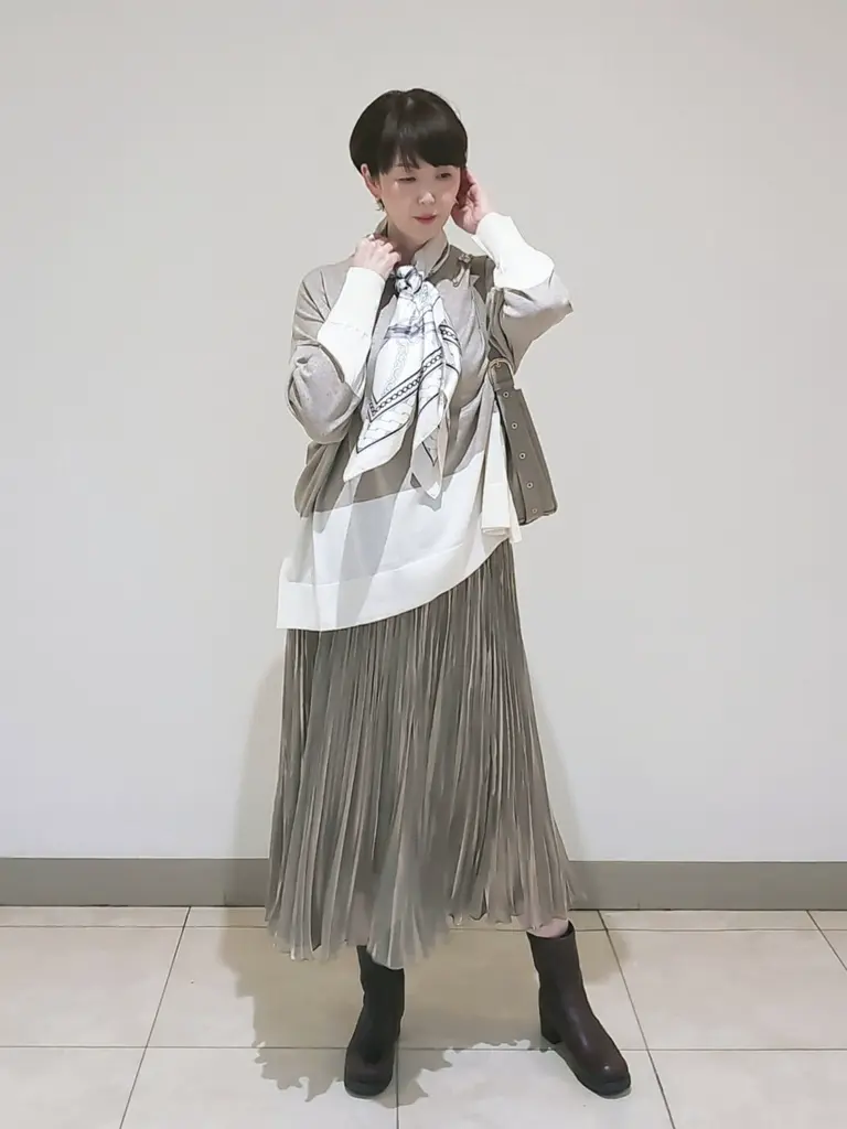 23区 L スタッフ コーディネート画像