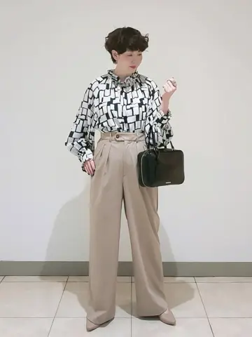 23区 L スタッフ コーディネート画像