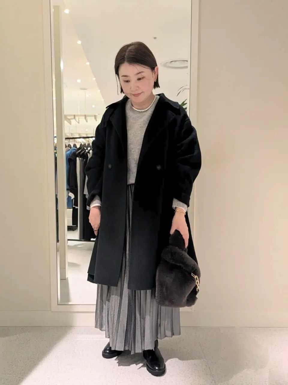 ふ*こ様 シチリアの追憶　着用可能　アウトフィット　衣服　コート　パンツ　黒 IEDIT[イディット] 軽やかな着心地の暖かなリサイクル中わた遣い