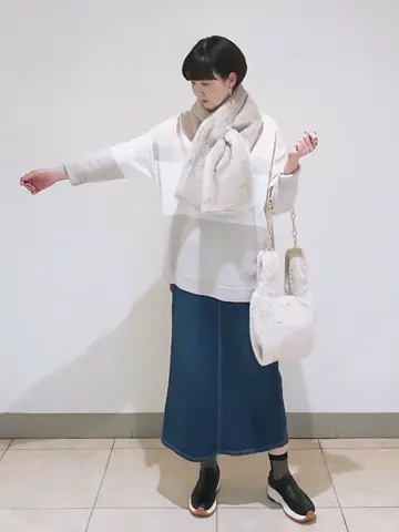 23区 L スタッフ コーディネート画像