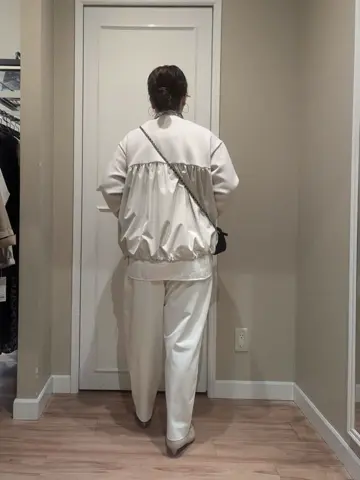 23区 L スタッフn コーディネート画像