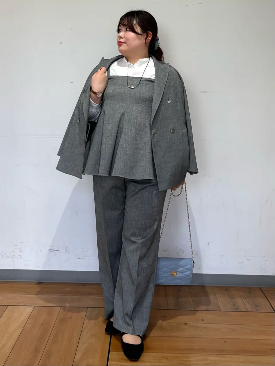 23区 L 田邊 コーディネート画像