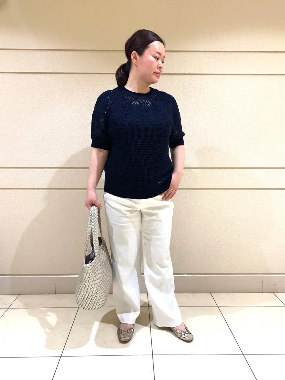  スタッフn コーディネート画像