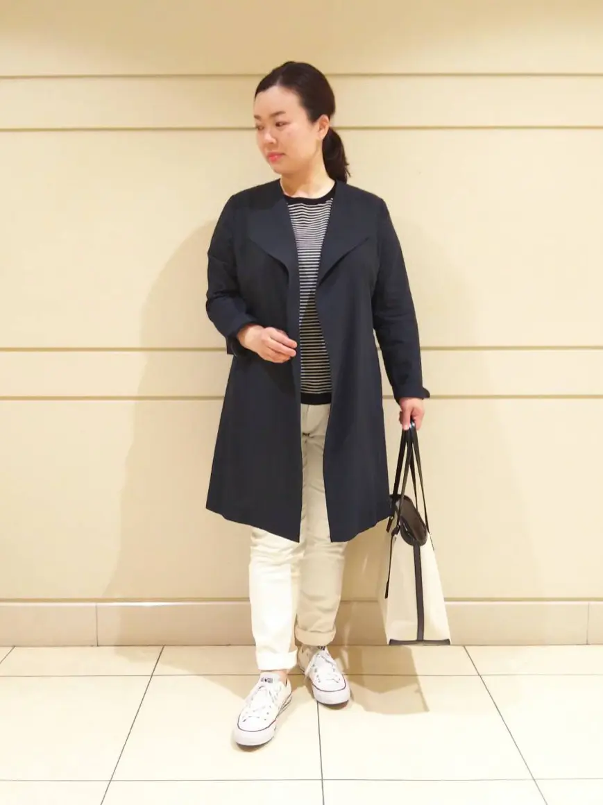  スタッフn コーディネート画像