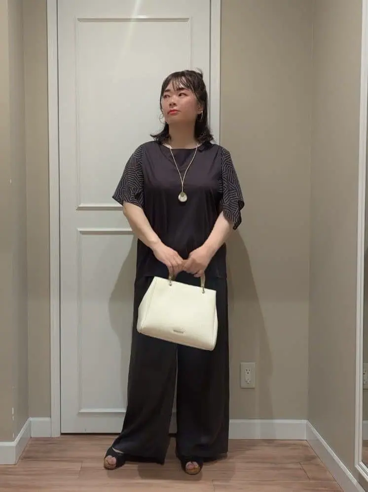 23区 L スタッフn コーディネート画像