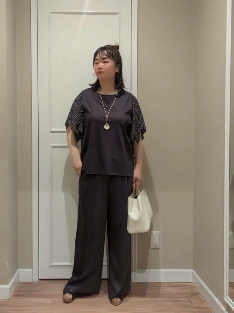 23区 L スタッフn コーディネート画像