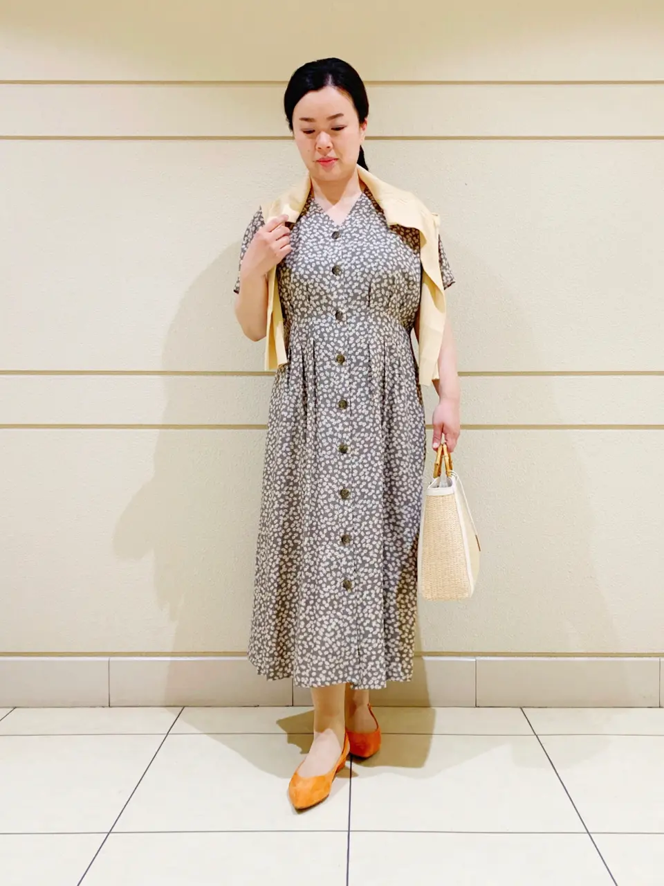  スタッフn コーディネート画像