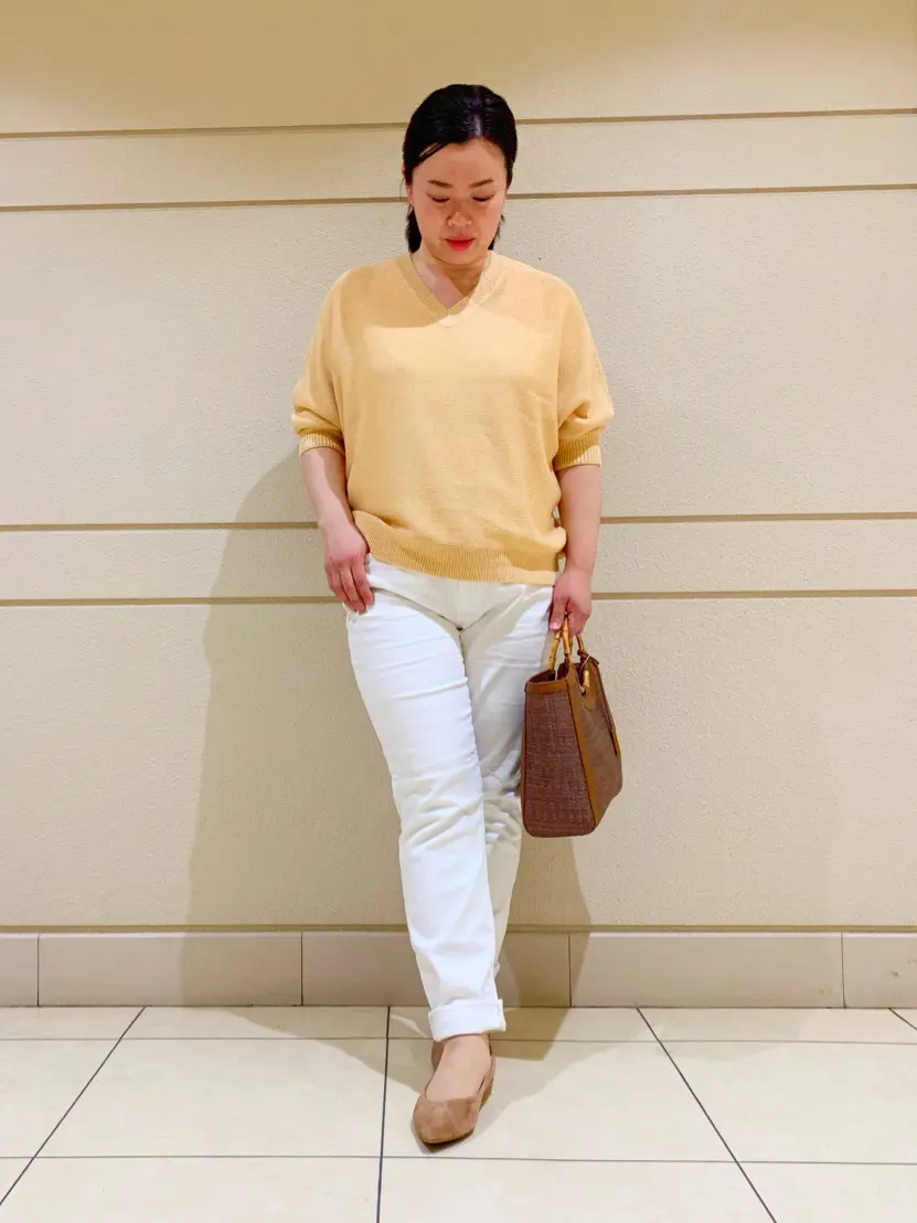  スタッフn コーディネート画像