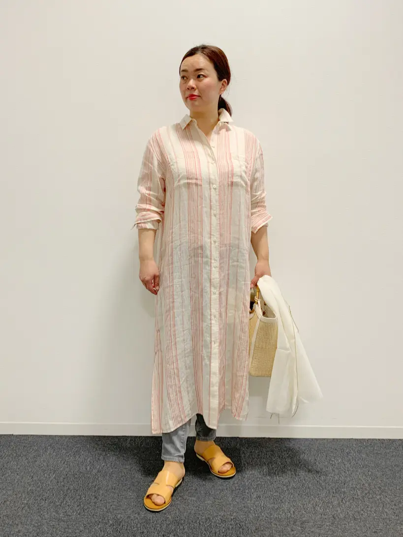  スタッフn コーディネート画像