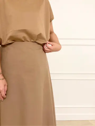 23区 L 藤田 コーディネート画像