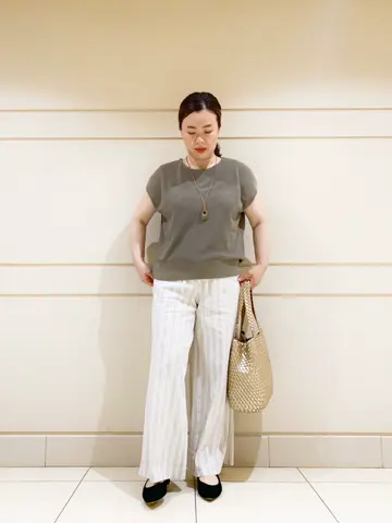 23区 L スタッフn コーディネート画像