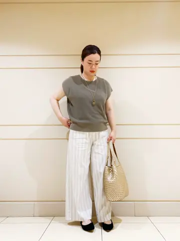 23区 L スタッフn コーディネート画像