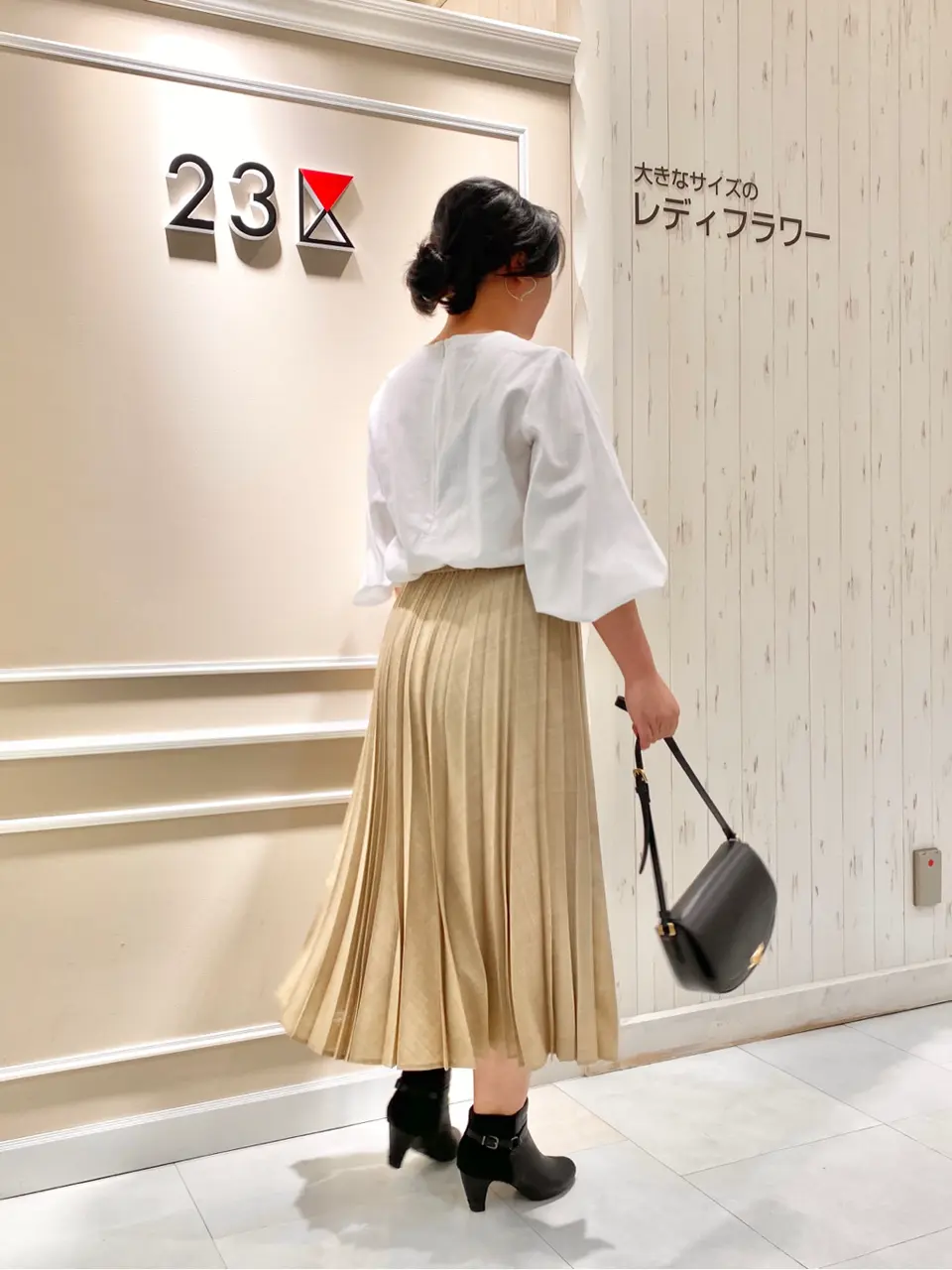 23区 L 笹川 コーディネート画像