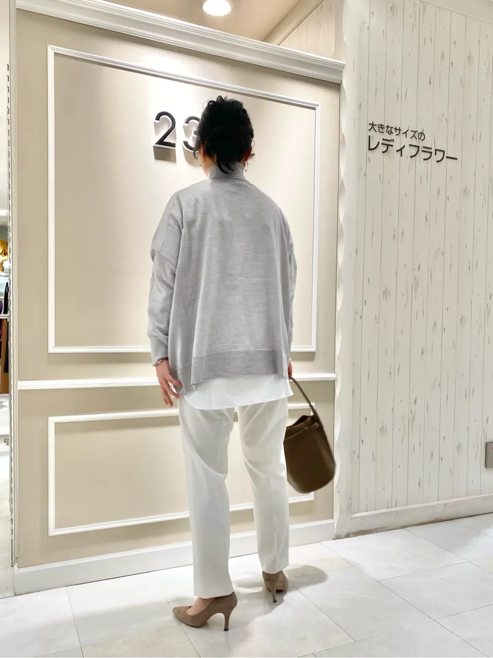 23区 L 笹川 コーディネート画像