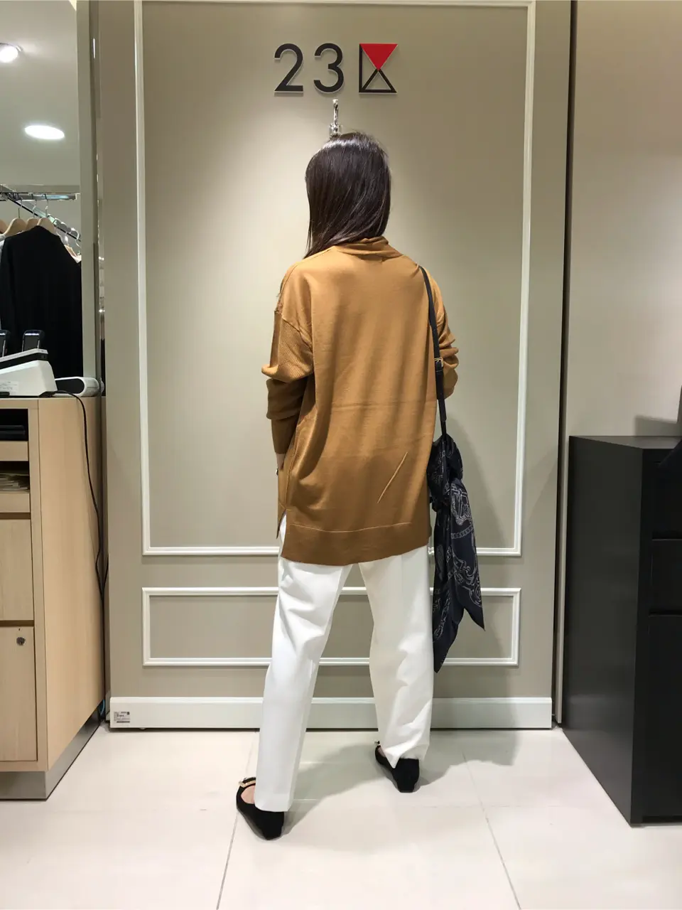 23区 L スタッフ コーディネート画像