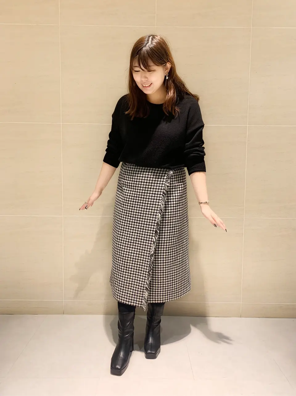  出口 コーディネート画像