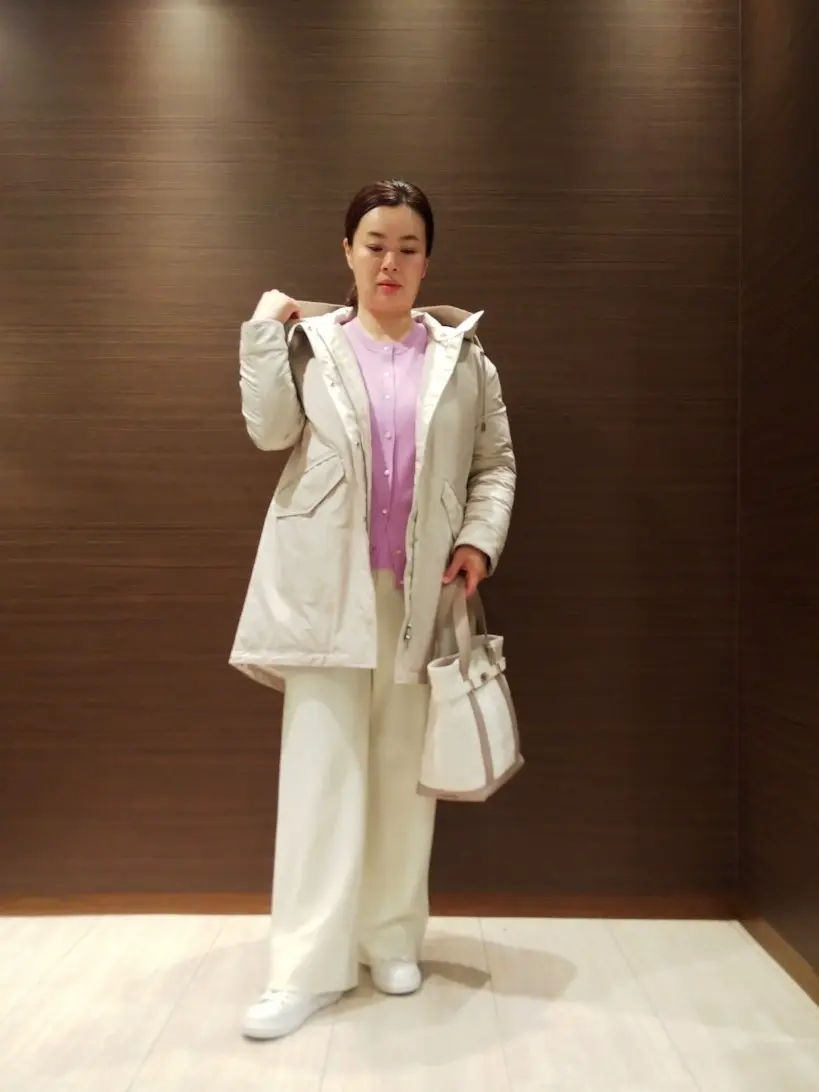  スタッフn コーディネート画像