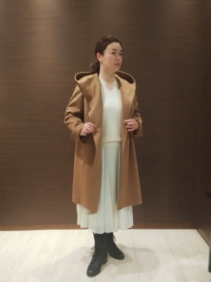  スタッフn コーディネート画像