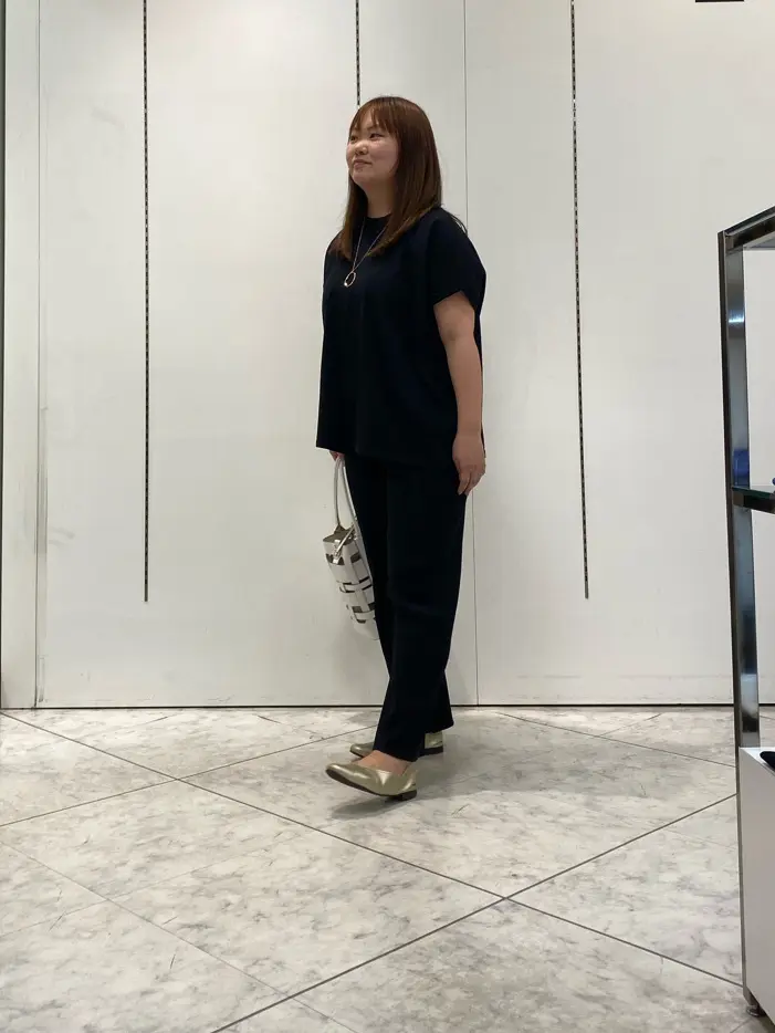  鳥井 コーディネート画像