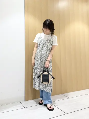 23区 wakana コーディネート画像