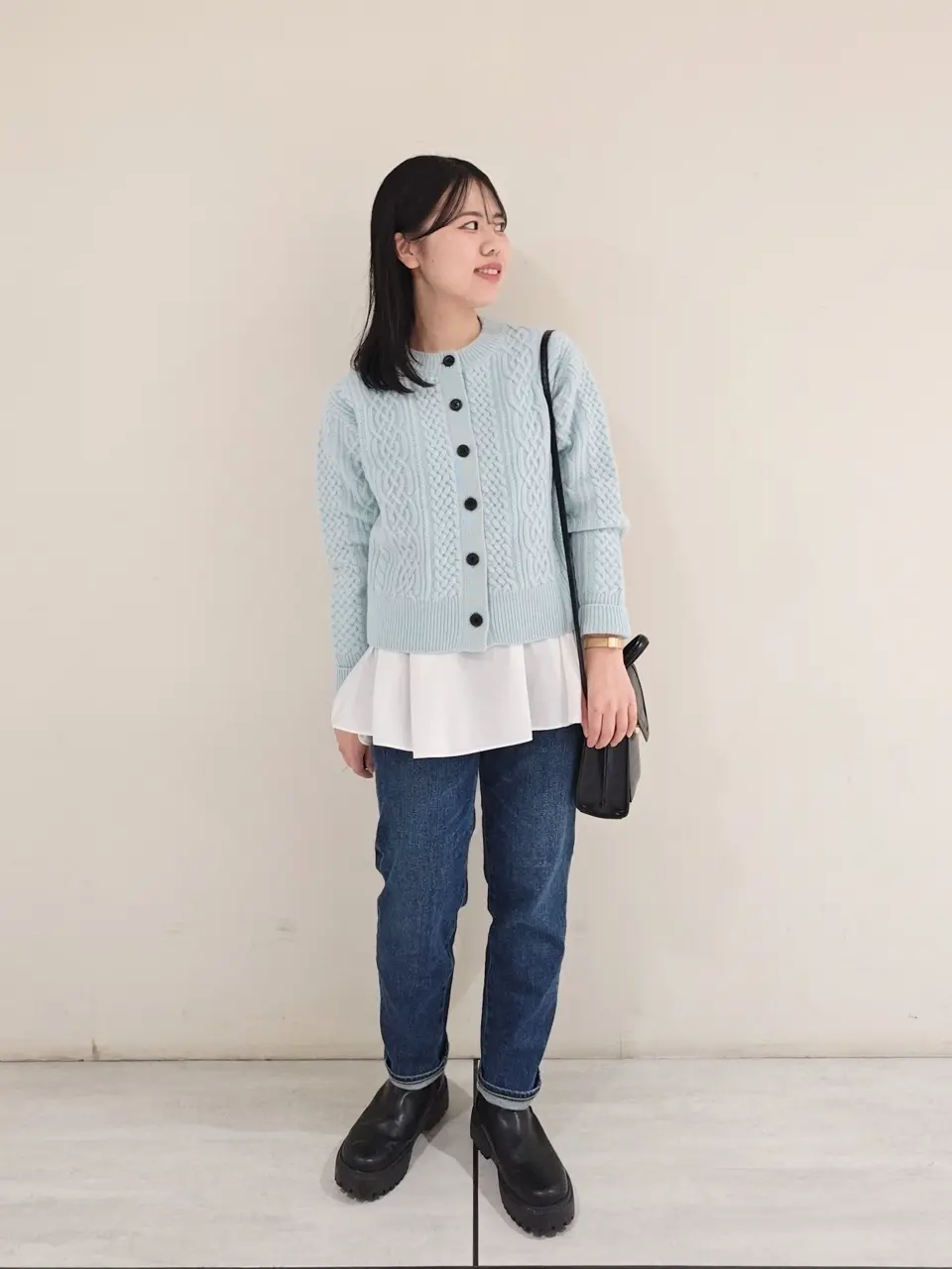 23区 S 百瀬 コーディネート画像