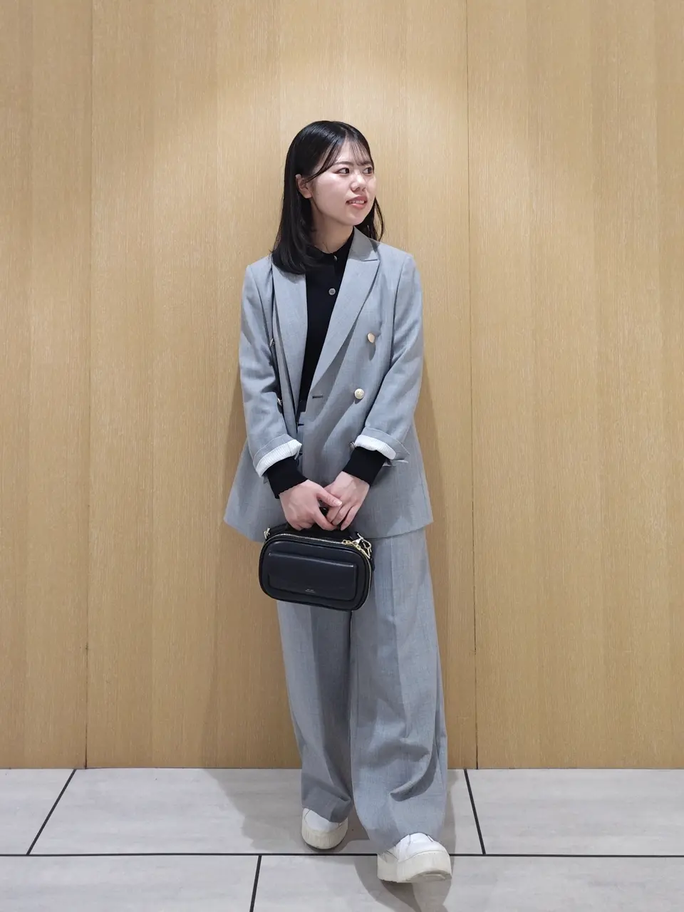 23区 S 百瀬 コーディネート画像