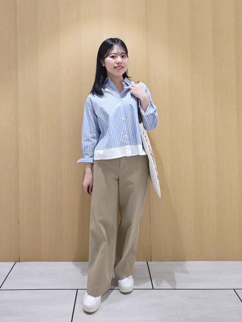 23区 S 百瀬 コーディネート画像