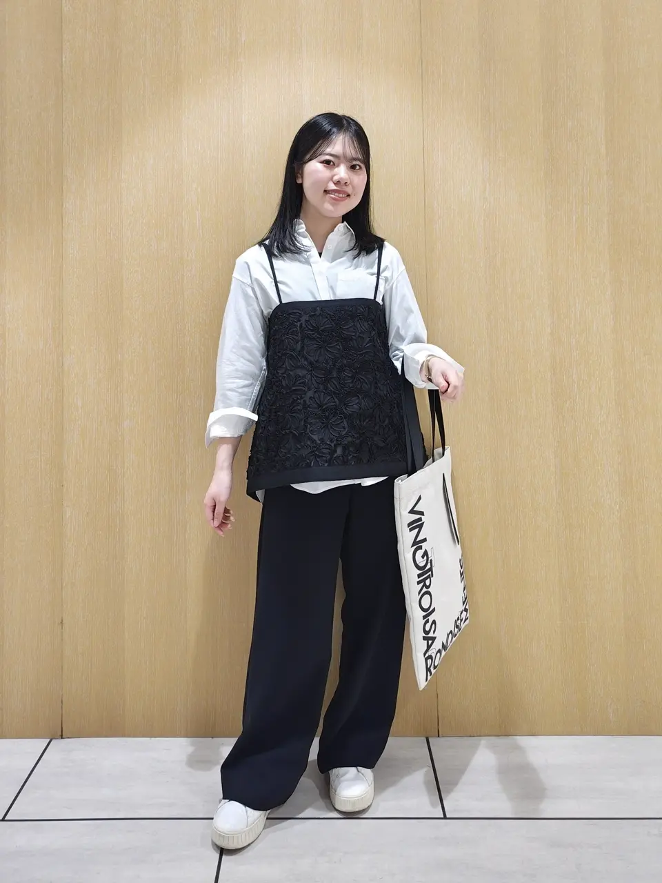 23区 S 百瀬 コーディネート画像