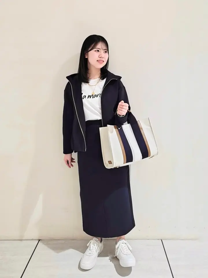 23区 S 百瀬 コーディネート画像