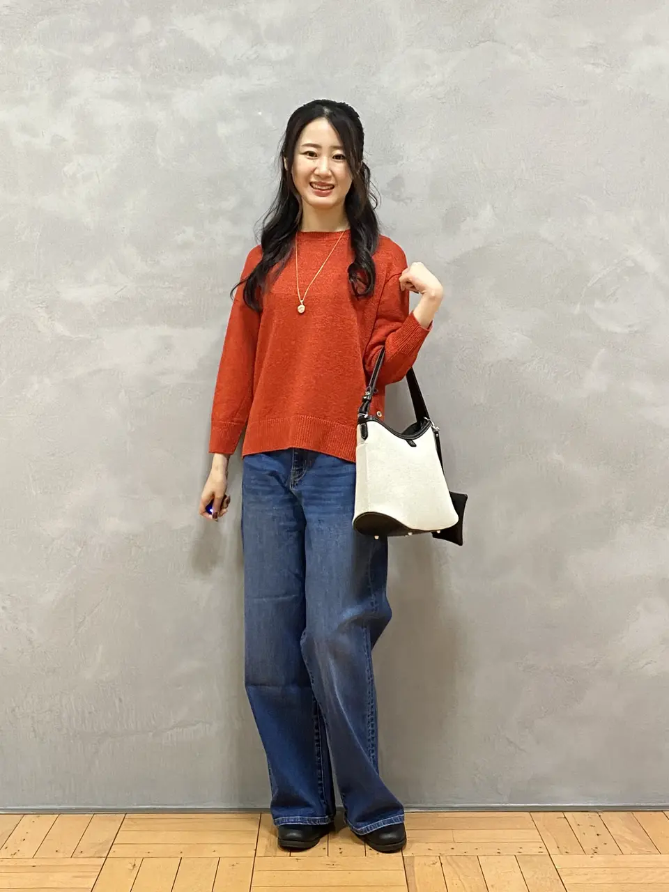  スタッフ コーディネート画像