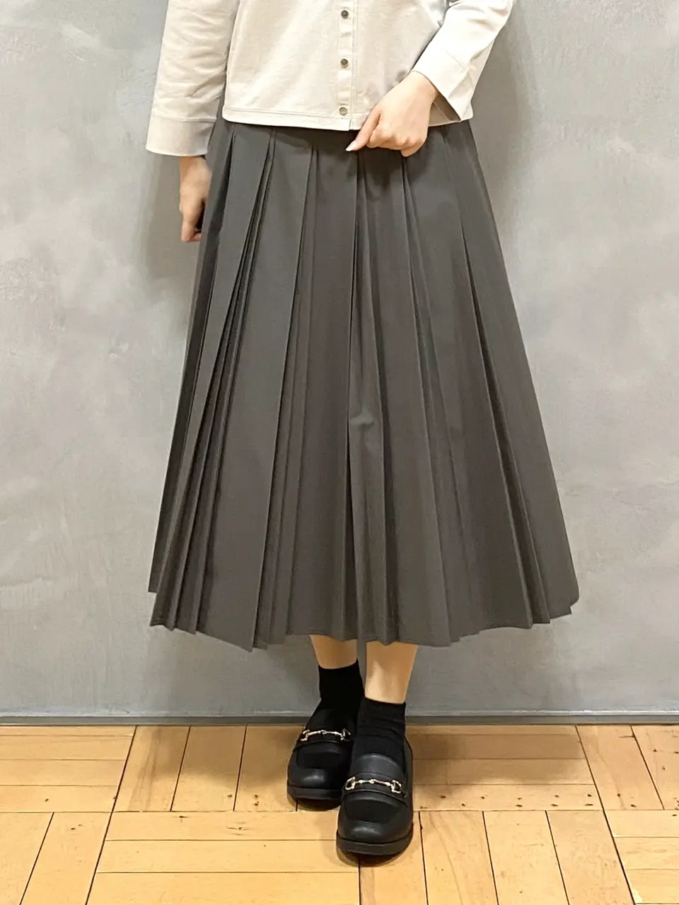 J.PRESS LADIES スタッフ コーディネート画像