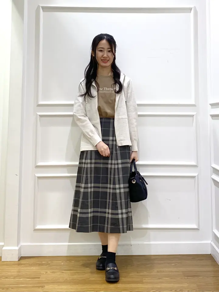 J.PRESS LADIES スタッフ コーディネート画像