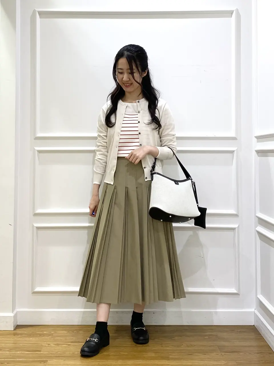 J.PRESS LADIES スタッフ コーディネート画像