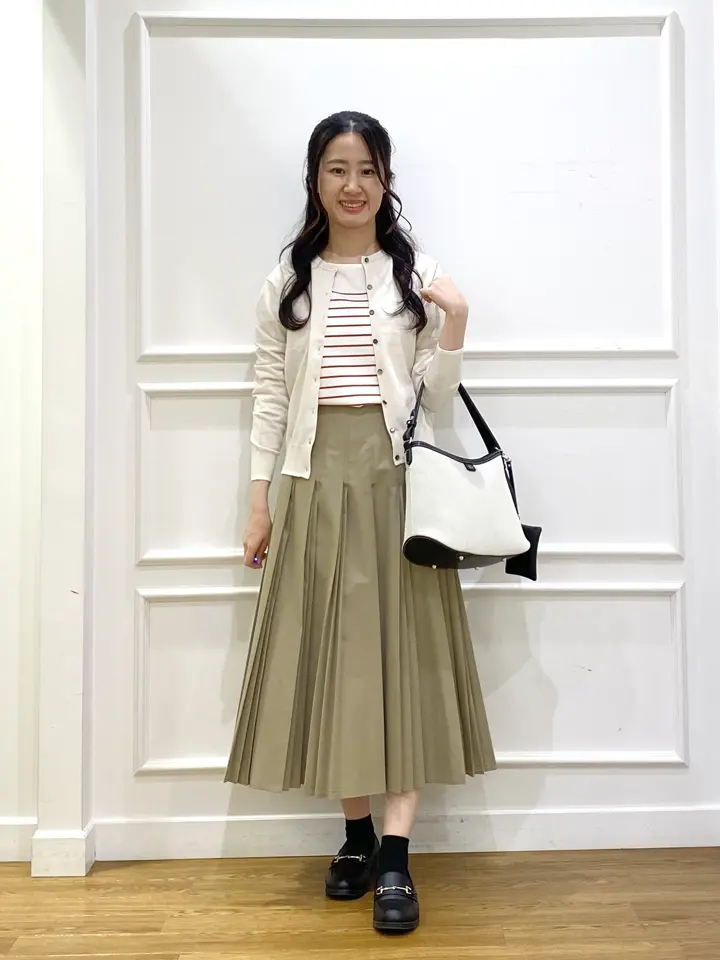 J.PRESS LADIES スタッフ コーディネート画像