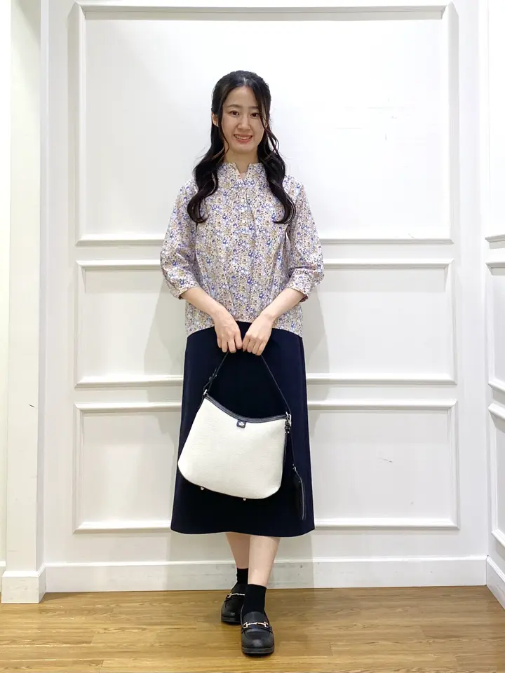 J.PRESS LADIES スタッフ コーディネート画像