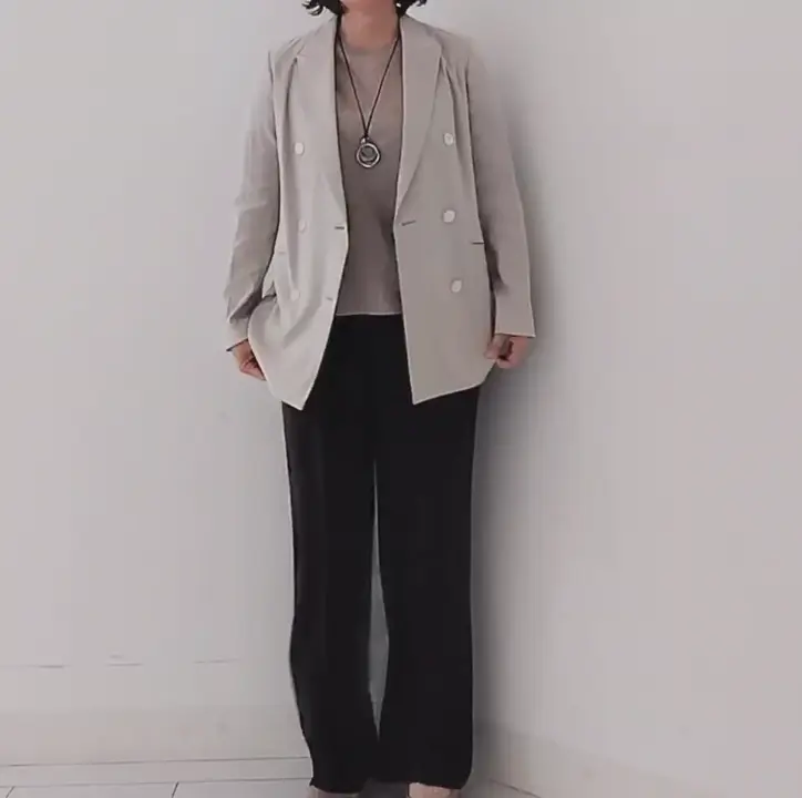 23区 ナオミ コーディネート画像