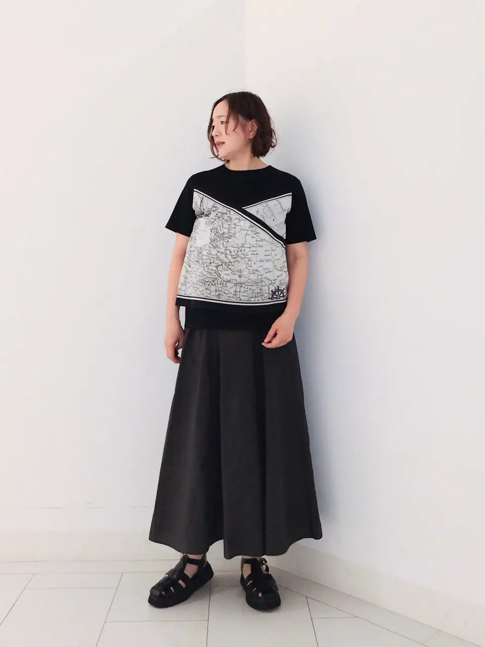  ナオミ コーディネート画像