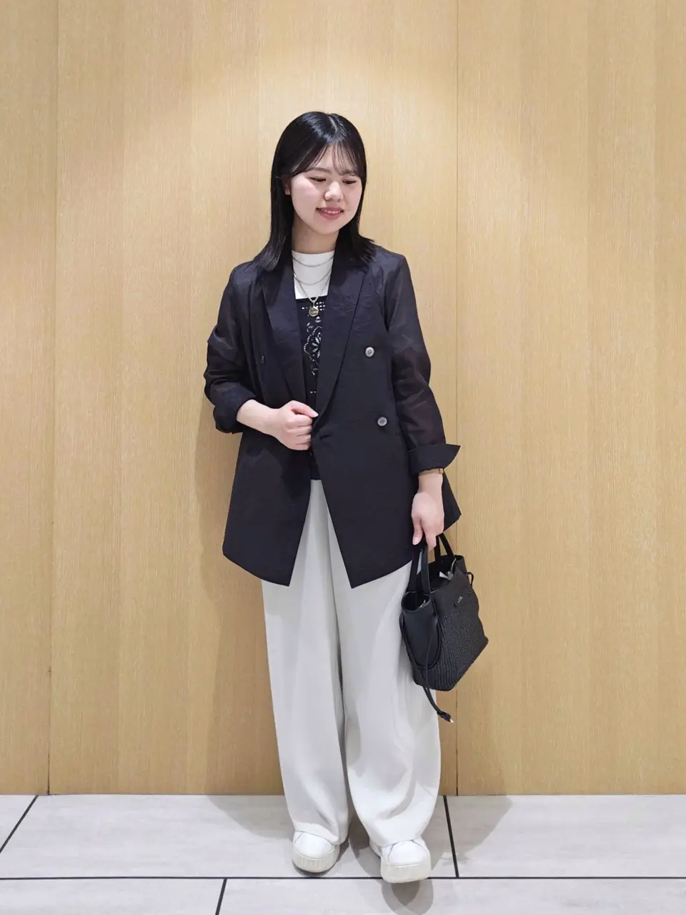 23区 S 百瀬 コーディネート画像