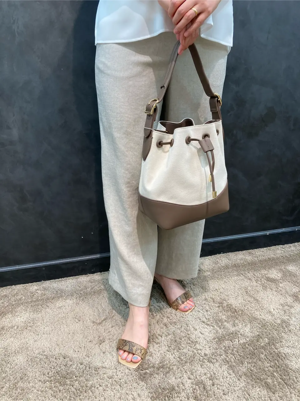 23区 S 畠山 コーディネート画像