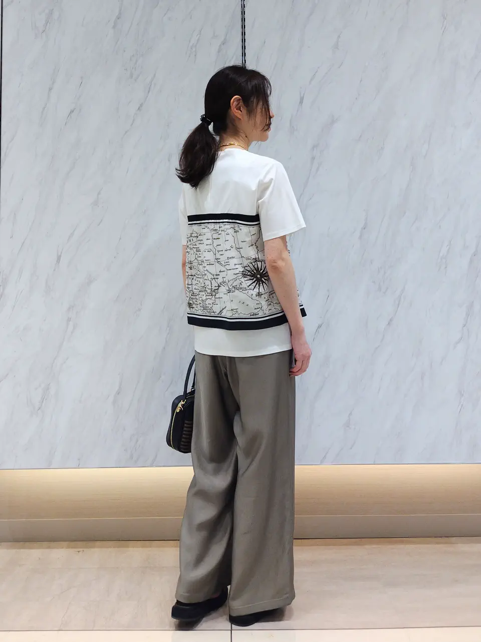 23区 S 岩下 コーディネート画像