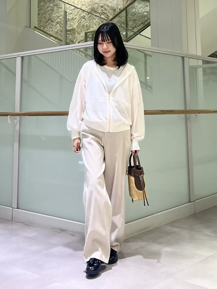 23区 吉野 コーディネート画像