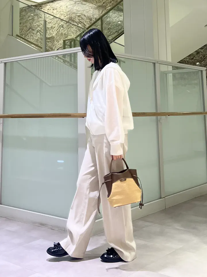 23区 吉野 コーディネート画像